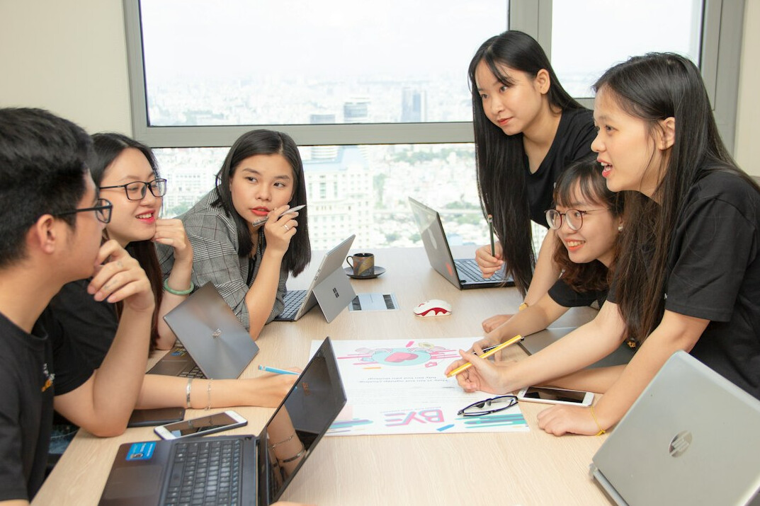 team brainstorming ideas